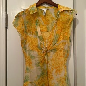 Diane vin Furstenburg silk blouse